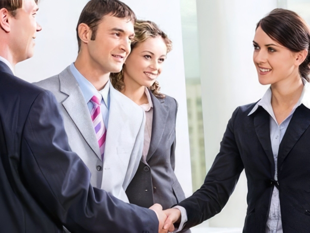 colleagues-leo-and-pisces-communicate-easily-but-hardly-do-the-same-job_57